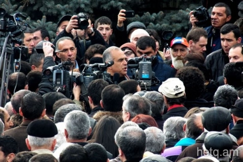 Raffi Hovannisian - "The regime should apologize to the voters of Armenia"