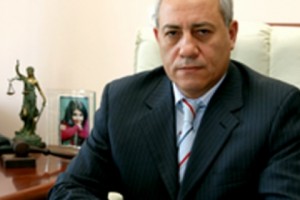 Этот судья не может принимать беспристрастные решения