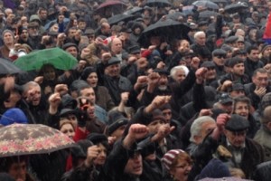 В Ереване стартовал митинг оппозиции (фото)