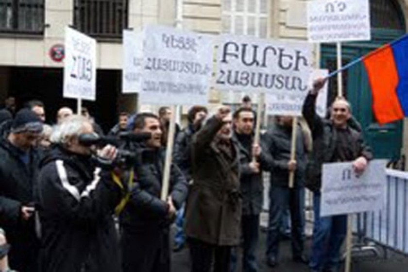 Paris : «Armenian Renaissance» Protests Fraudulent February 18 Election