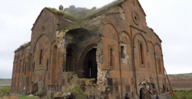 43,657 Visited Ani in 2012