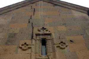 Who Is Responsible for 13th Century St. Marineh? The Ministry of Culture or Etchmiadzin?