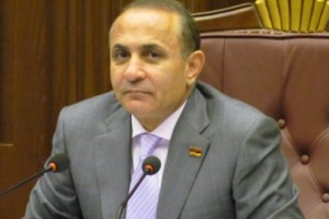 Овик Абрамян призвал заняться проблемой повышения стоимости авиабилетов