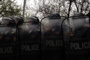 Раффи Ованнисян и Владимир Гаспарян ведут переговоры. Ситуация напряженная
