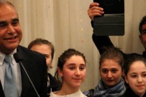 Րաֆֆի Հովհաննիսյանի համաժողովը Անի Պլազայում (լուսանկարներ)