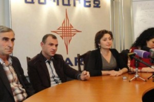 В Гюмри высокопоставленные полицейские угрожали адвокату