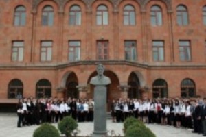 Չեխովի դպրոցի տնօրեն. «Ես ընդհանրապես «կռիվ» չեմ 
անում»