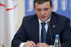 Քաղաքապետն ու Շարմազանովը հանդիպել են եվրոպացի դիտորդներին