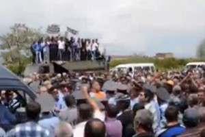 Նախախորհրդարանը ողջունում է կարկուտից տուժած արմավիրցիների պայքարը