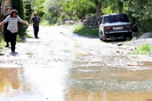 Խարբերդ գյուղում ջրատար խողովակ է վնասվել