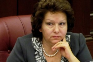Э.Нагдалян: “На что похоже, что в условиях нормального хозяйствования кредит выдается 
под 24 процента?”