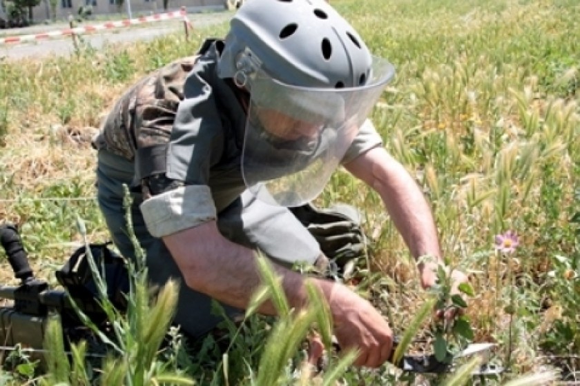 Explosive Device Found on Yerevan Street