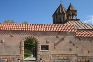 «Շրջապարիսպների սալիկապատման աշխատանքները վաղուց դադարեցված են»