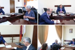 Տարոն Մարգարյանն այցելել է Ավան և Նոր Նորք վարչական շրջաններ ու լսել բնակիչներին