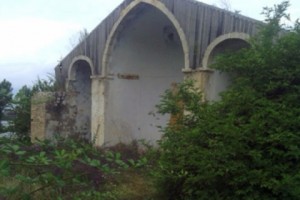 Shoushi Church Remains an Eyesore