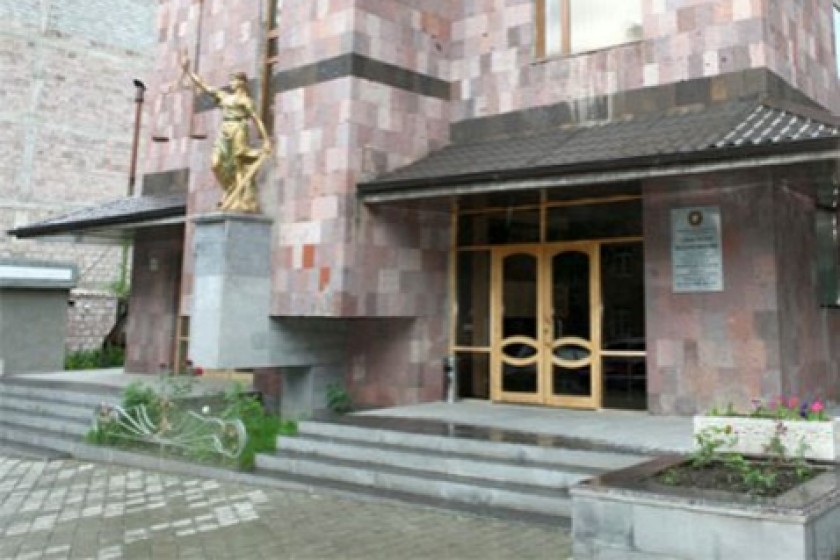 Քրեական գործ` բուժաշխատողների կողմից մասնագիտական պարտականությունները 
ոչ պատշաճ կատարելու դեպքի առթիվ