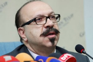 Կարո Եղնուկյանը պահանջ է ներկայացրել գլխավոր դատախազին եւ ոստիկանապետին