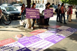 Բռնությունը ավանդույթ չէ, ամուր ընտանիքի հիմքը սերն ու հարգանքն է (լուսանկարներ)