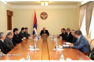 Artsakh President Holds Talks On Preserving Stepanakert's Urban Landscape