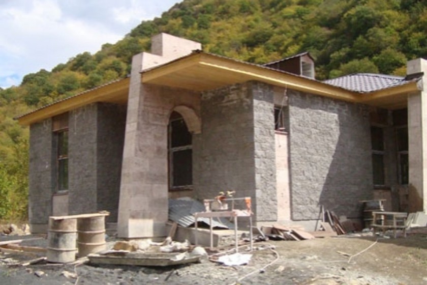 Խաչարձանում բուժկետ է կառուցվում