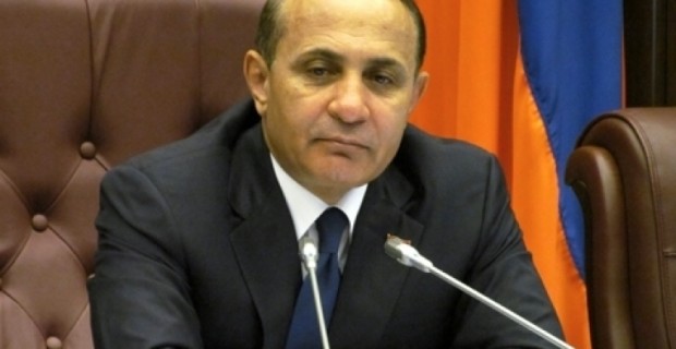 Հովիկ Աբրահամյանը «Ժառանգությանը» հեռացրեց ԵԽԽՎ-ի պատվիրակության կազմից