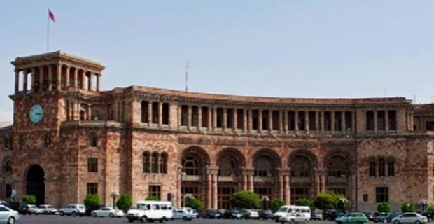 Խորհրդակցություն մարզպետների հետ. փոխվարչապետն անթույլատրելի է համարել 
համայնքներում աշխատավարձերի պարտքերի կուտակումը