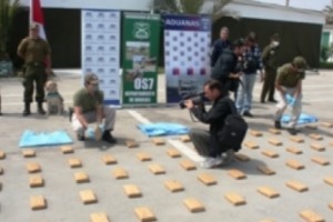 Chile: Four Police Officers Arrested For Drug Trafficking