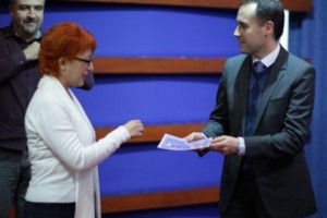Hetq Reporter Wins Prize at &quot;Suitcase 2013&quot; Competition