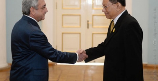 Thai Ambassador Presents Credentials to Sargsyan