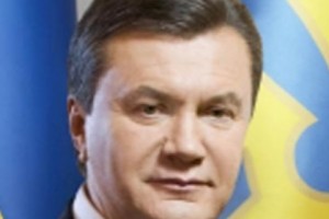 Янукович объявил о намерении инициировать досрочные президентские выборы
