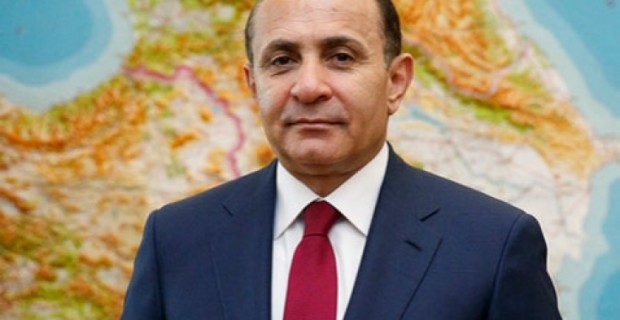 Armenian PM Telephones Russian Minister About Repairing Upper Lars Border Crossing