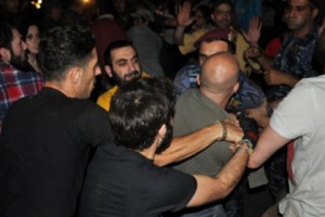 Activists Protesting Dismantling of Historic Building in Downtown Yerevan Detained