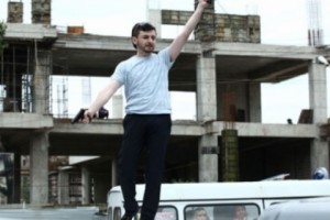 Gunman Opens Fire Outside Yerevan Courthouse; Several Cops Injured