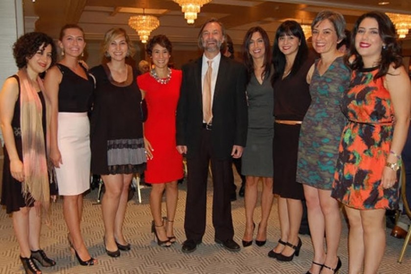 Prof. Peter Cowe Honored at Los Angeles Banquet