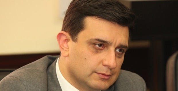 Նախարարն անդրադարձել է Շիրակի մարզում գրանցված մոր և պտղի մահացության դեպքերին