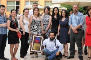 Hetq Wins "Media Excellence" Award