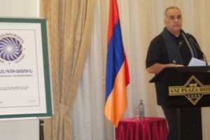 Hovannisian Re-elected Heritage Party Leader