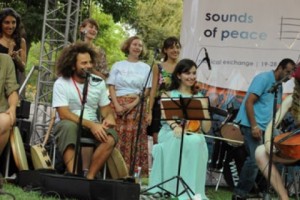 «Խաղաղության ձայներ» սիրահարների այգում (լուսանկարներ)