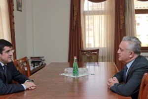 Հանդիպել են Արցախի վարչապետն ու ՀՀ կենտրոնական բանկի նախագահը