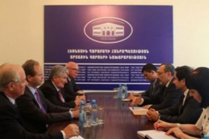 NKR Foreign Minister Receives French Parliament Delegation