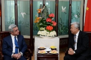 Armenian President Congratulates Chinese Ambassador on PRC National Day