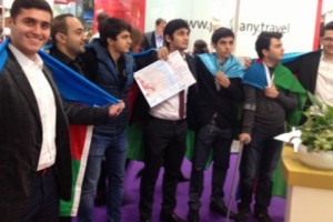 Azerbaijani Demonstrators Fail to Disrupt Artsakh's Participation In London trade Show