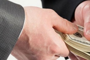 Two Yerevan Senior Police Supervisors Suspended After Taking $550 Bribe