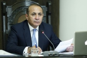 Հովիկ Աբրահամյանը հանձնարարել է գազալիցքավորման բալոնների տեխզննման գործընթացներ սկսել