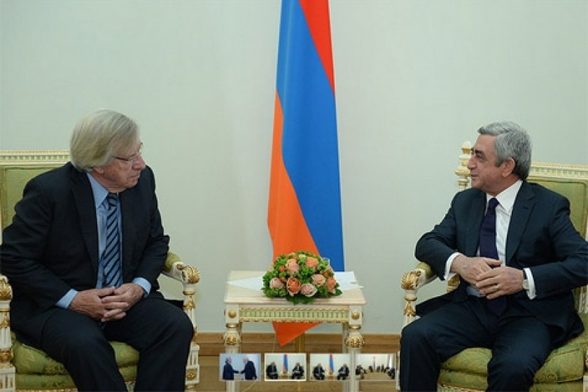 Armenian President Thanks Visiting Uruguayan VP for His Country's Lead in 1915 Genocide 
Recognition