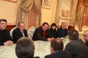 Armenian Political Opposition Calls for  "Pan-National" Rally This Friday
