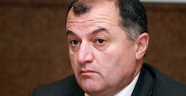 “Учредительный парламент” подал в суд на депутата-республиканца