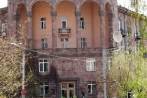 Բրյուսովի համալսարանում Վիգեն Սարգսյանին փոխարինել է Հովհաննես Հովսեփյանը