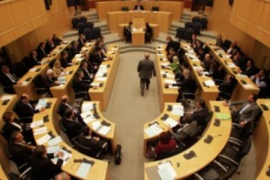 Парламент Кипра принял закон о криминализации отрицания геноцидов