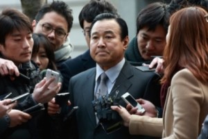 South Korean PM offers to Resign in his own Fight Against Corruption
